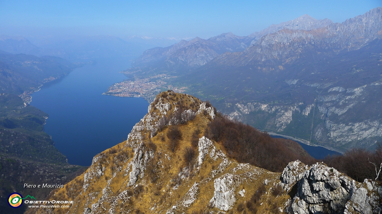 57 circondati dal blu del cielo e del lago!.JPG